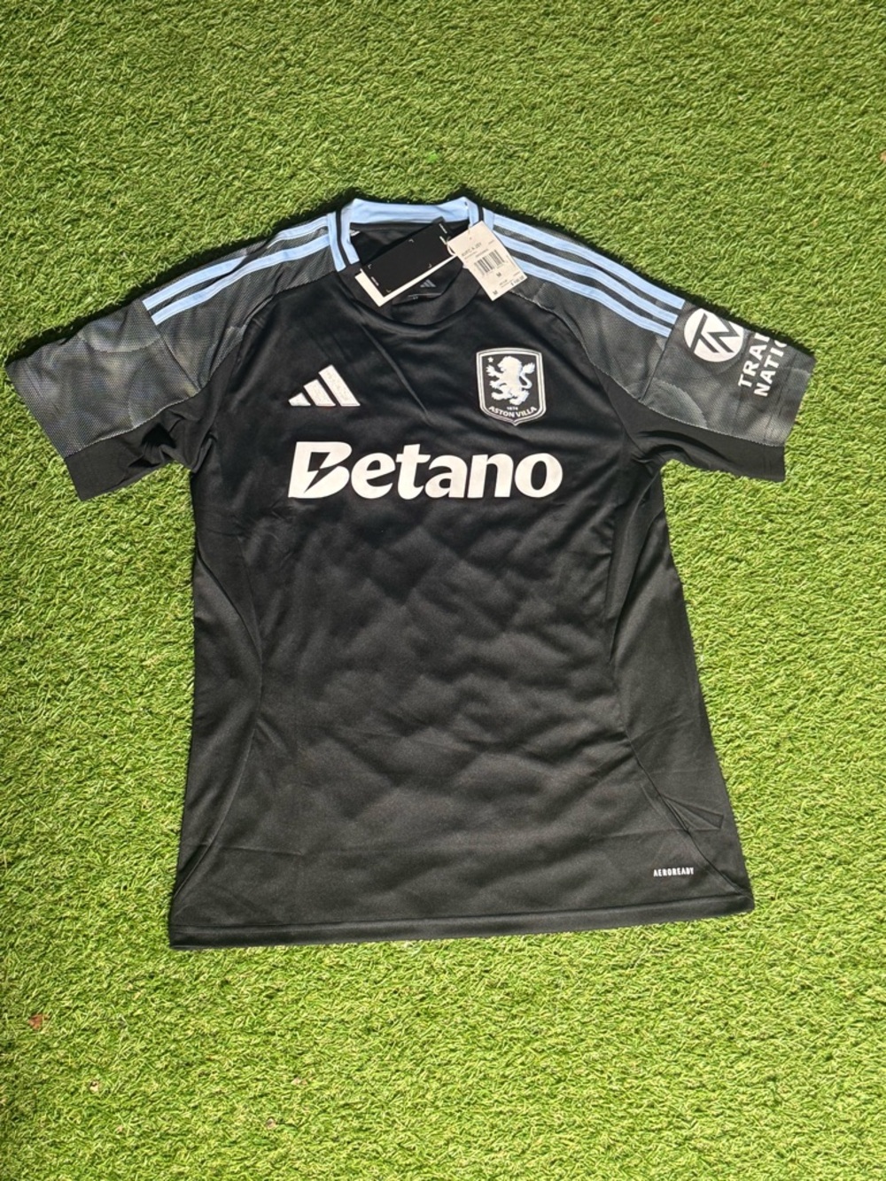 Aston Villa 25/26 Away Jersey Men’s M NWT